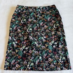 Christopher & Banks Skirt Womens 12 Multicolor Dark Floral Cotton Pockets Preppy